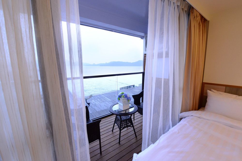 Shang Shan Ting Chao Hotel Yuchi Eksteriør billede